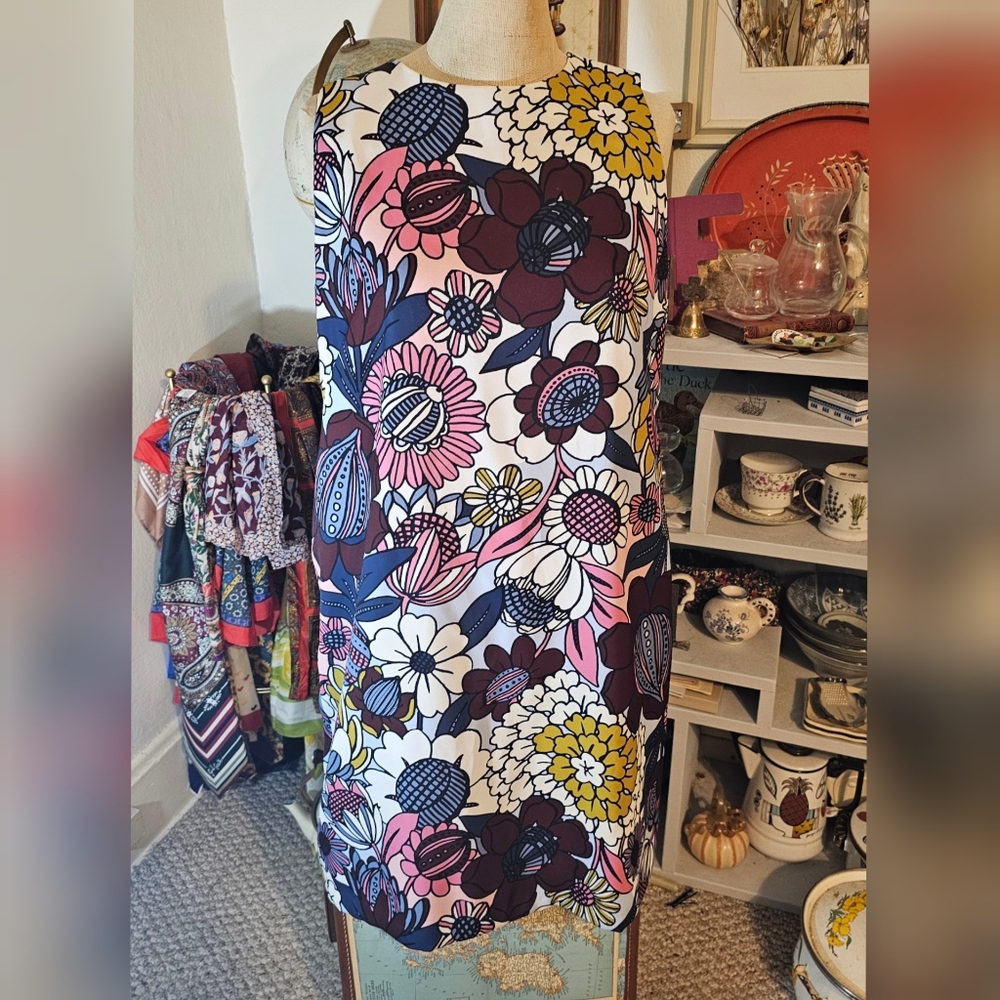 Ann Taylor Floral 60s Style Dress - 12